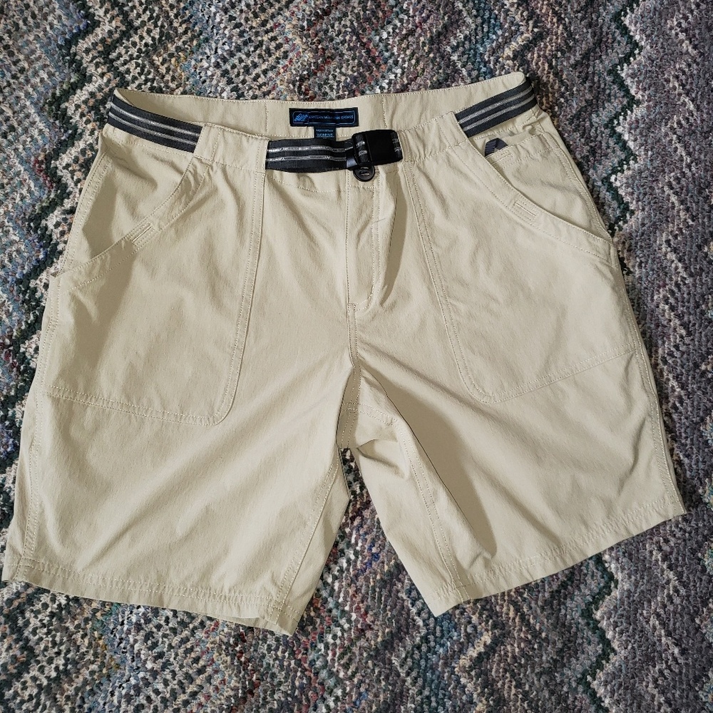 Eastern Mountain Sports shorts